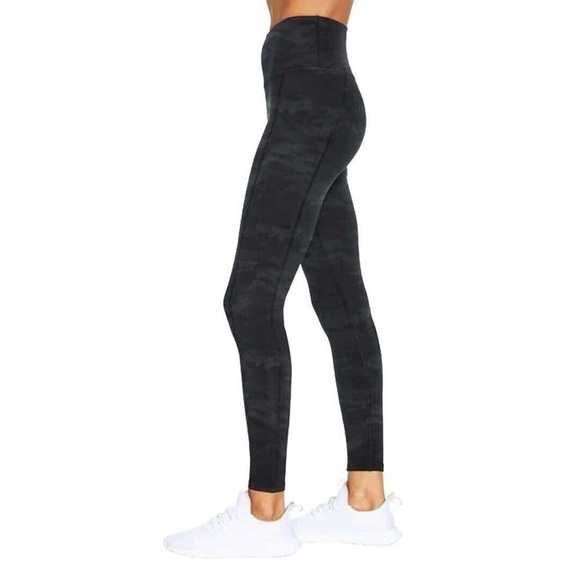 MARIKA SPORT Women's Black Embossed Camo High Waist Athletic Leggings XL - Picture 2 of 4